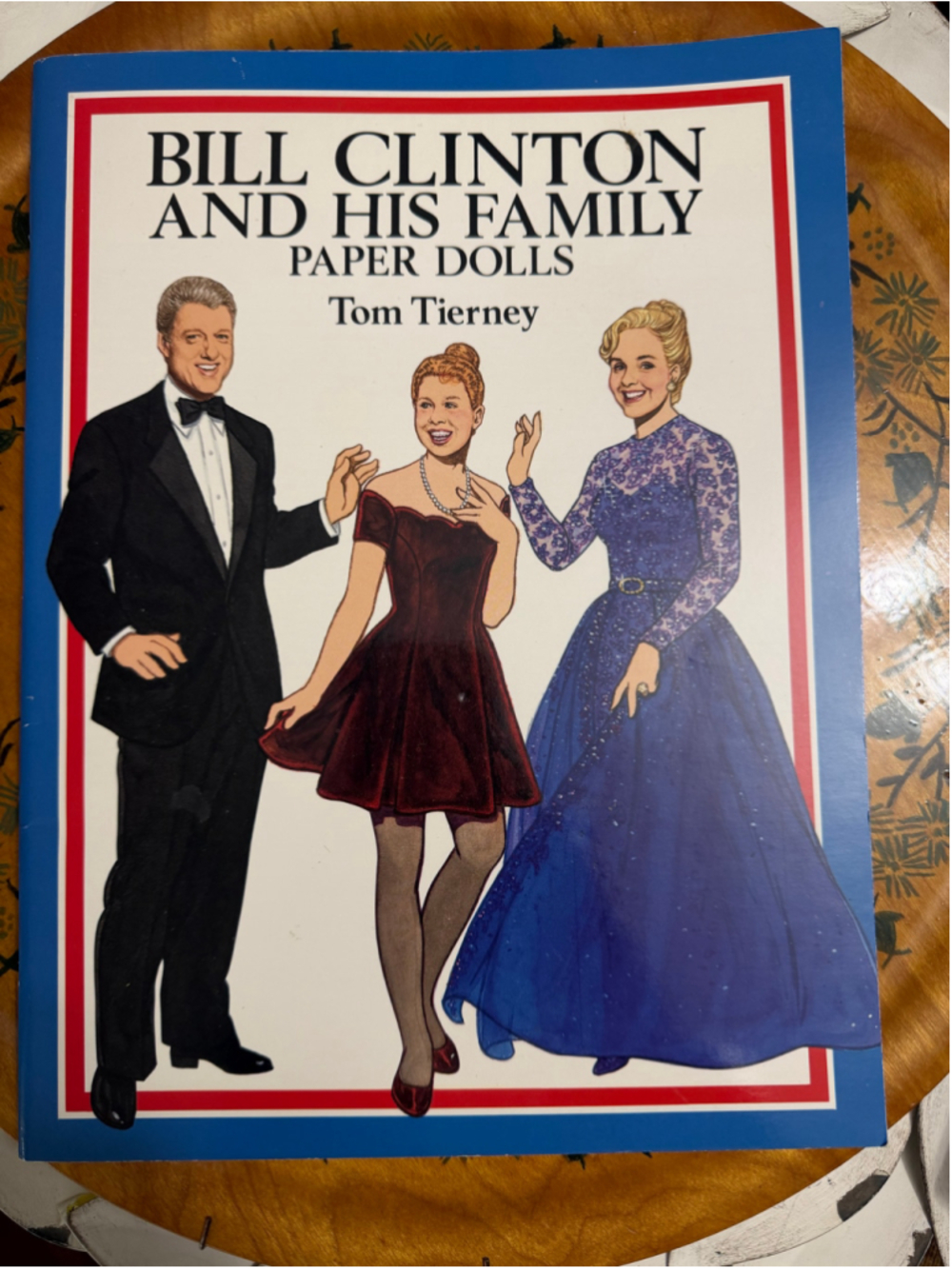 Paper Dolls Bill Clinton & Family One Size Blue Red